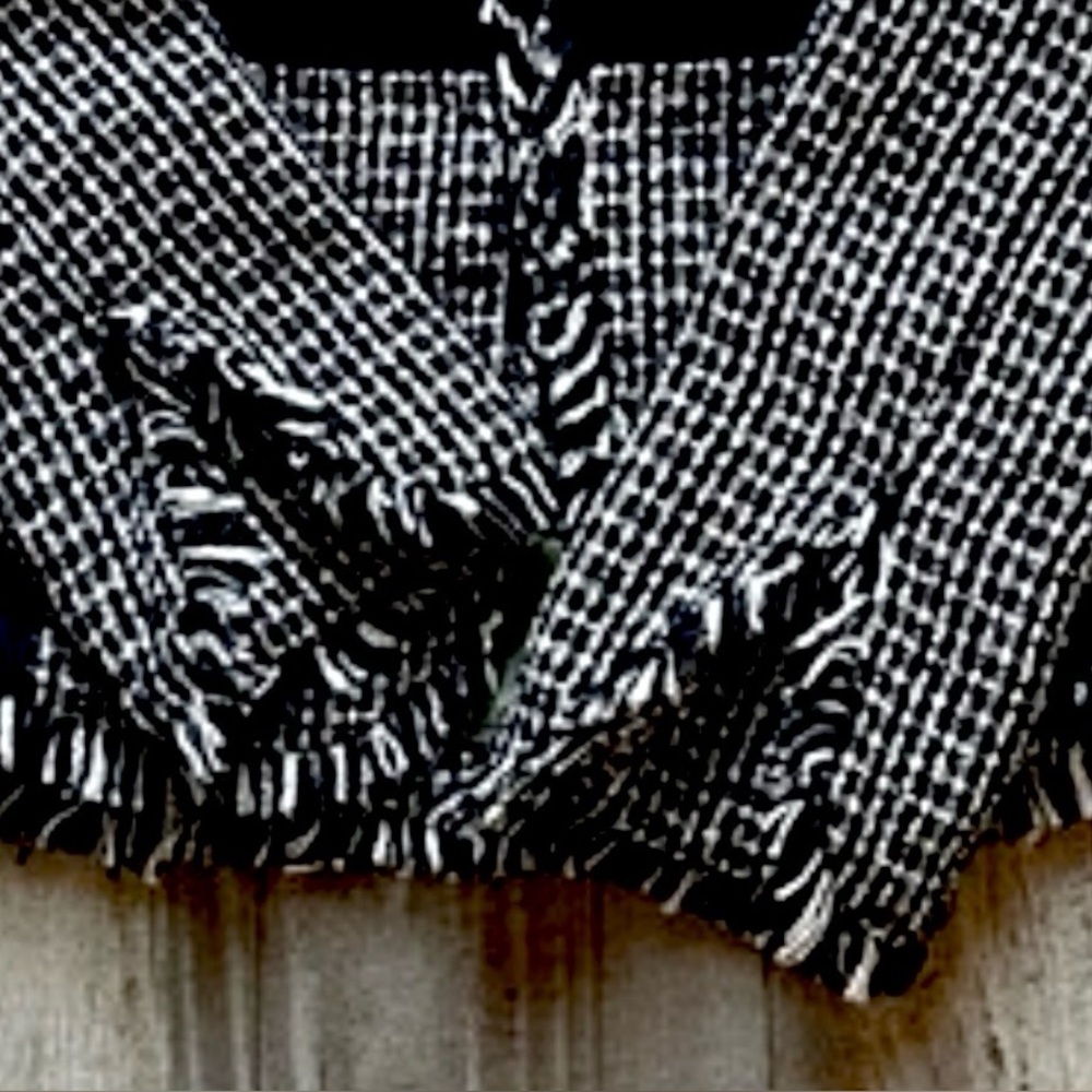 True Meaning Distressed Tweed Blazer Button Closure Black Trim Accents Size 8 - Picture 5 of 12